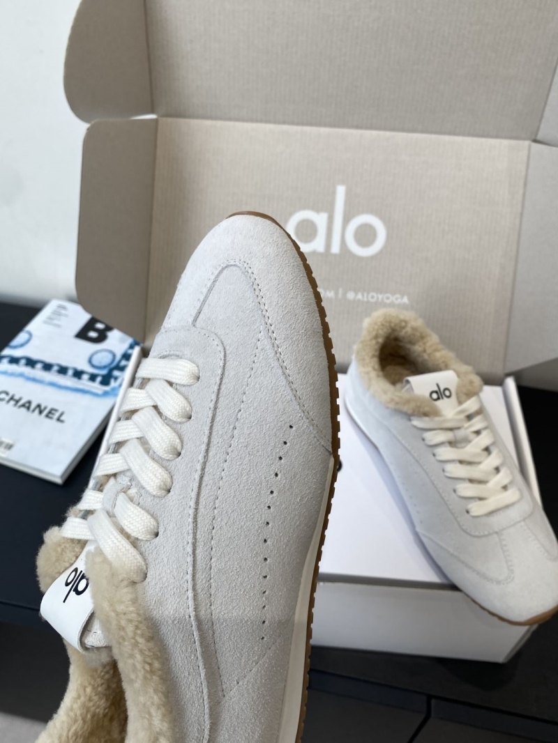 Alo Sneakers